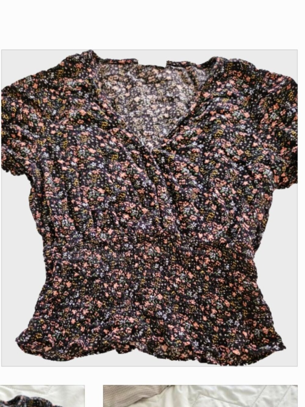 Paper Crane Brand floral black crop top size xs